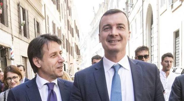 Casalino cita il modello Portogallo per chiedere la collaborazione di Salvini e Meloni