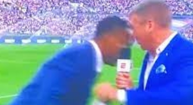 Paura prima di Real-Milan, il commentatore tv è colpito da un malore e crolla sul campo