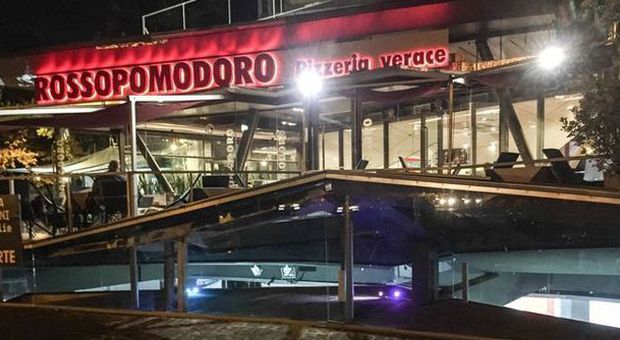 Roma, spari contro il ristorante Rossopomodoro: «Non abbiamo mai ricevuto minacce»