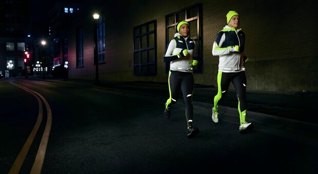 Running, la nuova frontiera dell'abbigliamento per correre al buio: Brooks lancia Run Visible