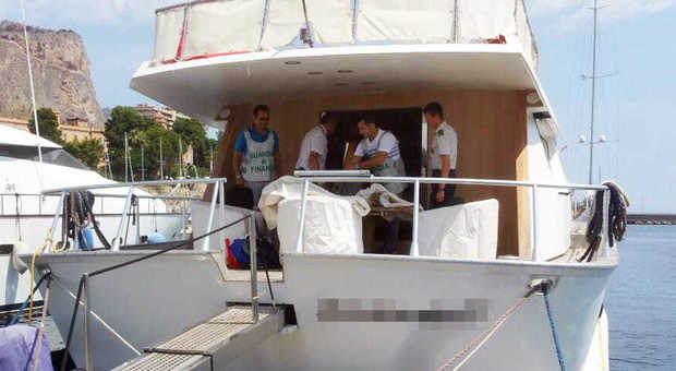 Frode da 300 milioni, 17 arresti in tutta Italia: sequestrati yacht e ville extralusso