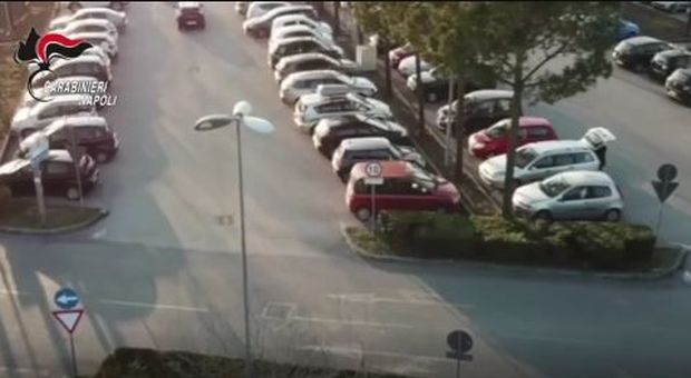 Auto rubate in 60 secondi nel parking del Vulcano Buono di Nola, quattro arresti
