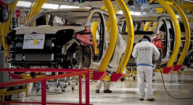 Istat, industria italiana di nuovo in stallo: produzione giù dello 0,7% ad aprile