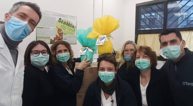 La fabbrica di cioccolato dona 300 uova di Pasqua all'ospedale di Latina