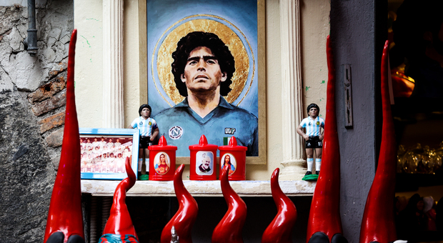 Dodici simboli del 2020: da Severino a Maradona (passando per Trump) un anno tra crisi e paure