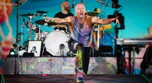Chris Martin dei Coldplay al Maradona0