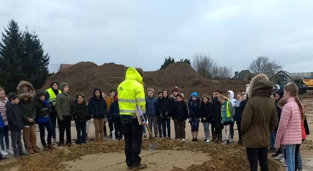 Scoperto cimitero di 3000 anni fa sotto un campo di calcio in Belgio
