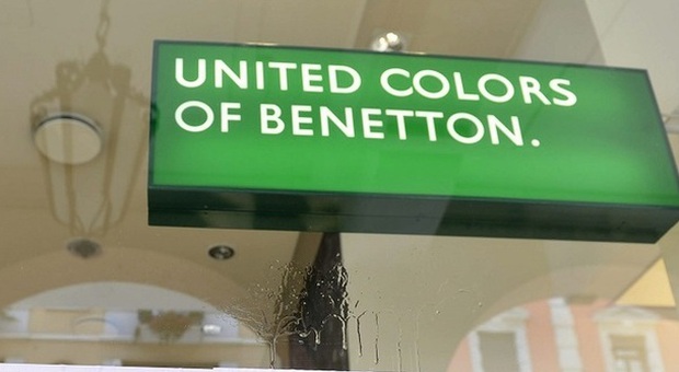 Un negozio Benetton (archivio)