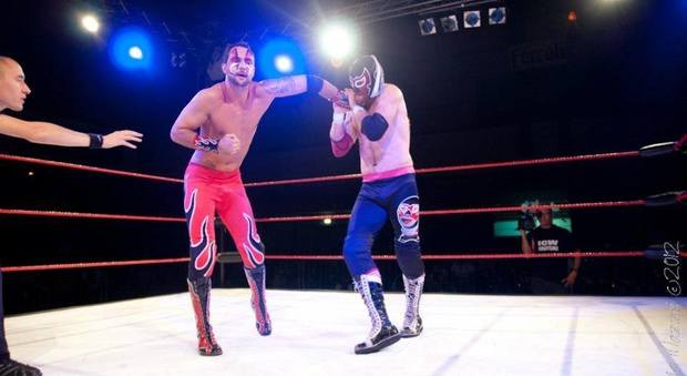 Tornano i grandi del Wrestling in provincia di Napoli