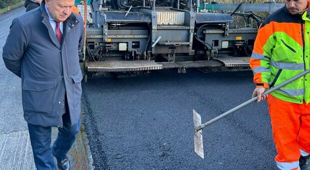 A Ferentillo si prova un asfalto innovativo realizzato con i residui dell'acciaio provenienti dell'Ast