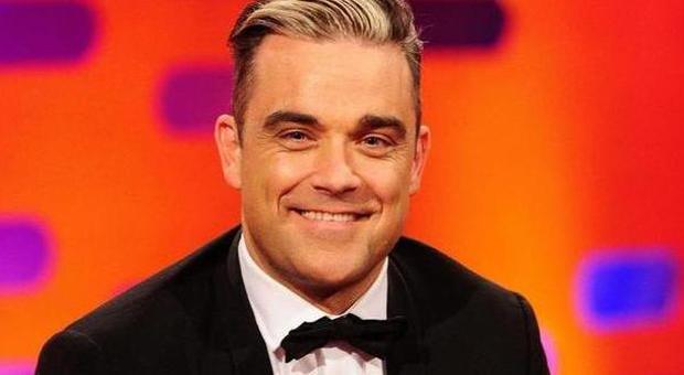 Robbie Williams, il Let me entertain you tour ​domani sera approda al Rock in Roma