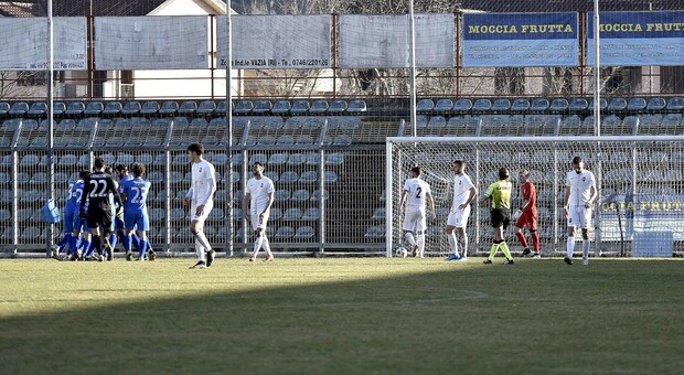 La delusione del Rieti dopo aver subito il gol (foto Meloccaro)