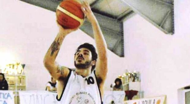 Lorenzo Carosi torna al Basket Contigliano. «Un grande atleta e un grande uomo: bentornato»