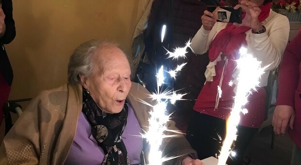 Nonna Giuseppina compie 108 anni. Gli auguri e il regalo di papa Francesco: «Mi unisco alla gioia di chi ti vuole bene»
