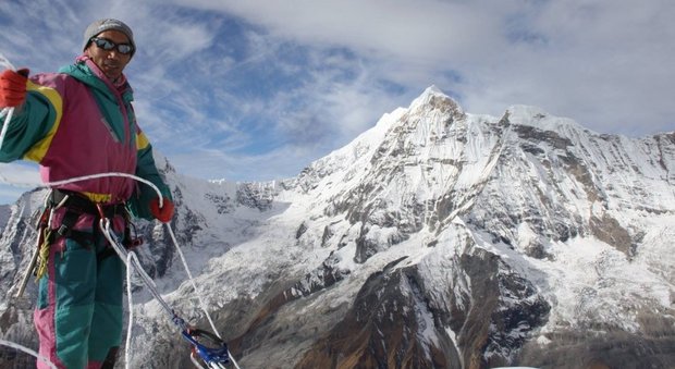 Everest, uno sherpa da record: 22 volte sulla cima dell'Everest