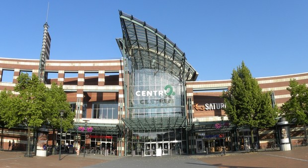 Preparavano un altro attacco in un centro commerciale in Germania: arrestati due fratelli kosovari