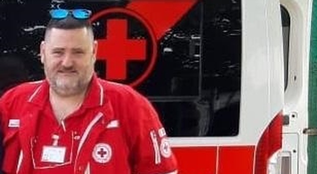 Malore in vacanza a Lignano muore volontario e autista delle ambulanza, aveva 58 anni