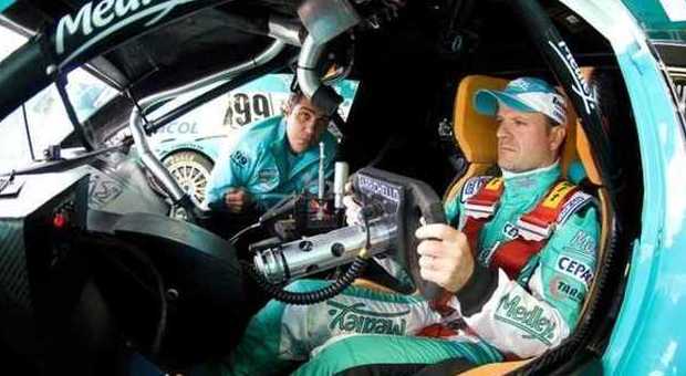 Rubens Barrichello nella sua potente stock car