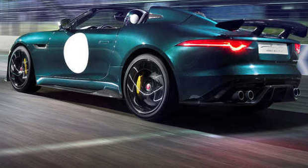 La Jaguar Project 7 in velocità