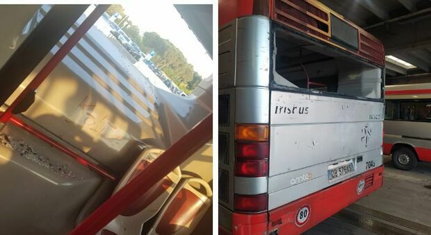 Pietre contro l'autobus: vetri rotti, autista miracolosamente illeso. Torna il pericolo vandalismo