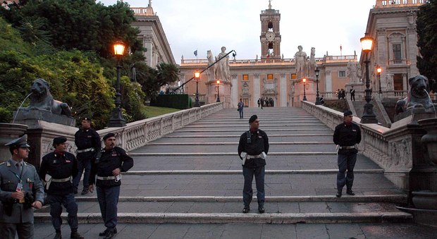 Stupri a Roma, vertice in Prefettura: telecamere sui lampioni