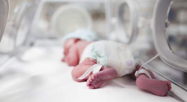 Nato il bimbo prematuro più piccolo al mondo: ecco quanto pesava alla nascita