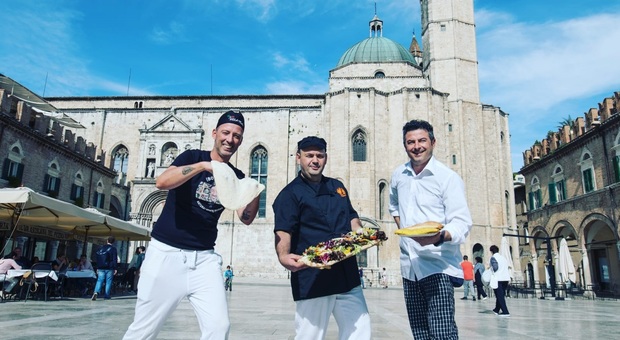 Ascoli, Armando, Andrea e Alessandro: i fornai si sfidano sulla pizza al taglio più buona della città