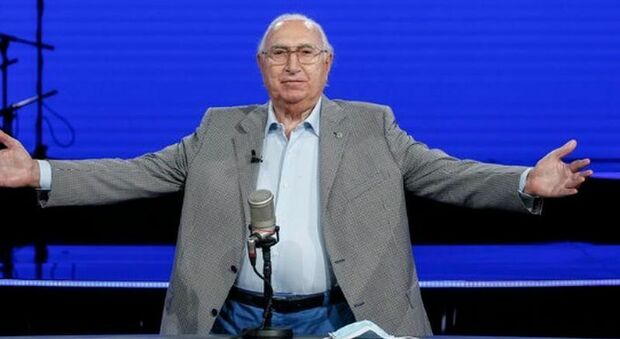 «Pippo Baudo è in gravissime condizioni», il conduttore smentisce le voci sulla sua salute, ecco cosa ha detto