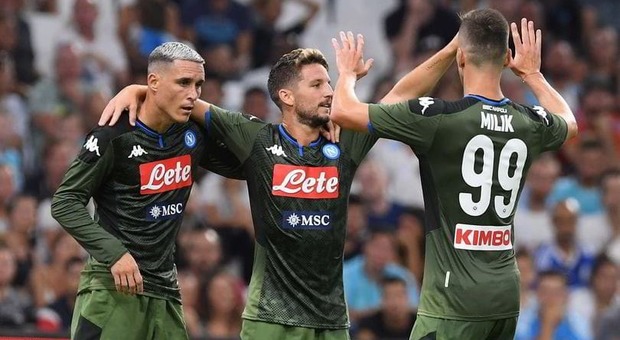 L'Equipe boccia il Napoli: la maglia verde la peggiore d'Europa