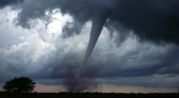 Tornado in Mississippi, 6 morti: dichiarato lo stato d'emergenza