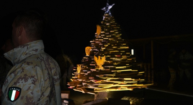 Sono 6.800 i militari italiani in missione all'estero: ecco le immagini del loro Natale