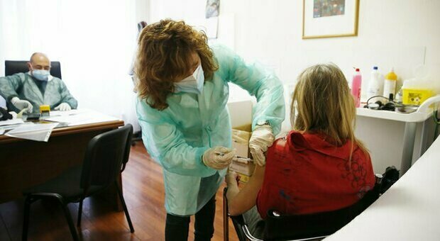 Vaccinazioni: nuove prenotazioni al momento soldout nel Reatino. Si aspetta l'hub in Sabina