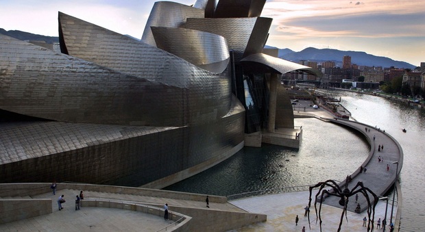 Bilbao, il polo industriale risorge a nuova vita nel segno Guggenheim