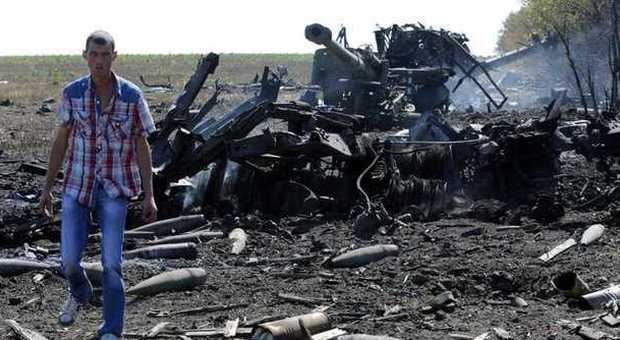 Ucraina, la tregua traballa sotto gli spari: esplosioni a Mariupol e a Donetsk. Sale la tensione fra Mosca e Kiev