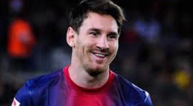 Messi al Barcellona fino al 2019: ufficiale il rinnovo da 20 milioni di euro a stagione