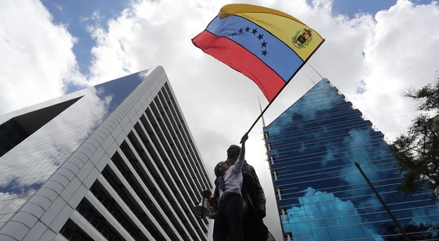 Venezuela: Eurocamera a Paesi Ue, sanzioni supplementari ad autorità