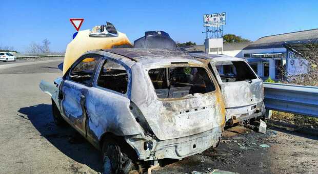 Incidente in tangenziale: l'auto prende fuoco, Sara muore a 32 anni