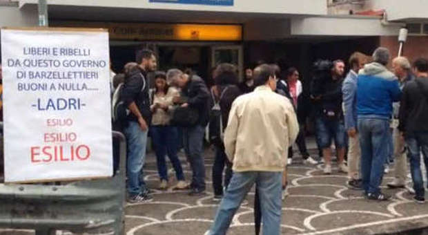 Napoli, la giornata più difficile: duemila agenti per presidiare il vertice Bce e gestire il caos traffico