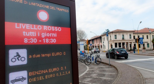 Treviso. In centro il 30% delle auto inquina: il piano anti pm10 non basta