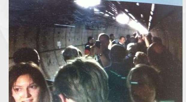 Eurostar bloccato sotto la Manica, centinaia di passeggeri evacuati
