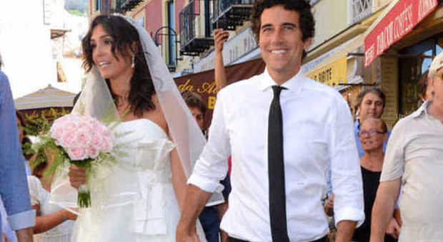 Caterina Balivo e Guido Maria Brera sposi: le foto del matrimonio 'blindato' a Capri