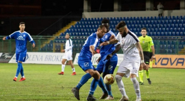 Paganese, ancora positivi i 7 giocatori: derby con l'Avellino anticipato