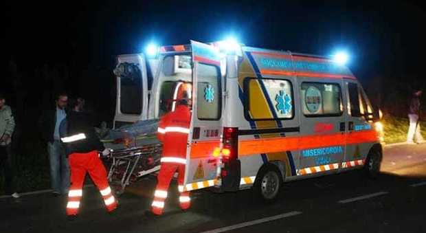 Auto si schianta contro un tir: tre morti sull'autostrada Bologna-Taranto