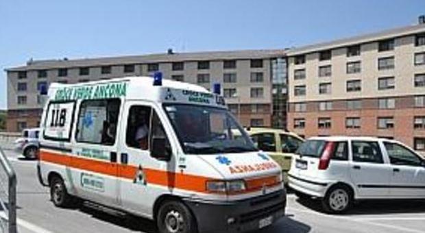 Un'ambulanza del 118