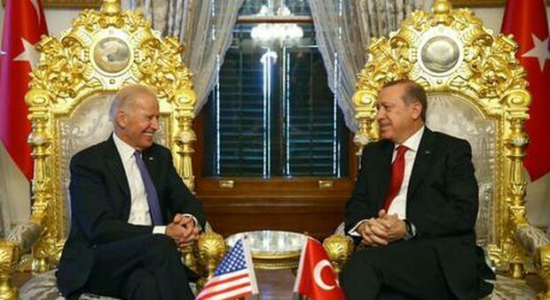 Biden a Erdogan: «Riconoscerò il genocidio armeno»