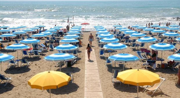 Cara estate, quanto costa andare al mare In testa la Sardegna, Marche al sesto posto