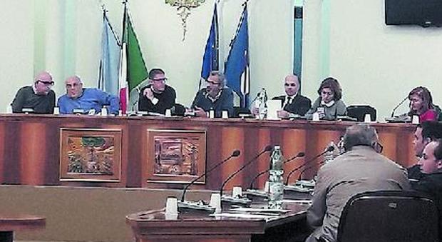 «Minacciato», il sindaco di Marcianise sospende il suo diario su Facebook