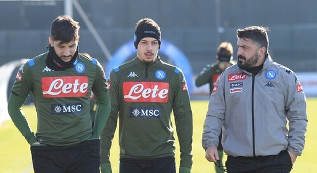 Napoli-Inter, Gattuso fa la conta: Mertens e Kou a metà, Ruiz ha febbre