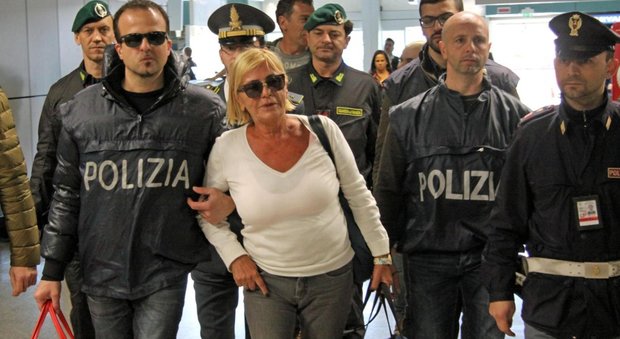 Roma, raggirò decine di vip, condannata a 8 anni la Madoff in gonnella