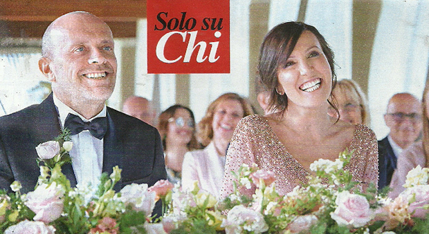 Max Pezzali, matrimonio a 51 anni. Sposa Debora Pelamatti: «È la mia migliore amica»